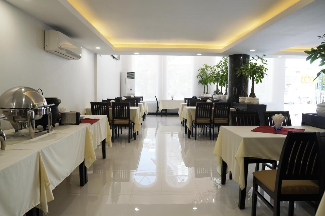Apple Hotel Three - Near Pnh Airport Phnom Penh Exterior foto